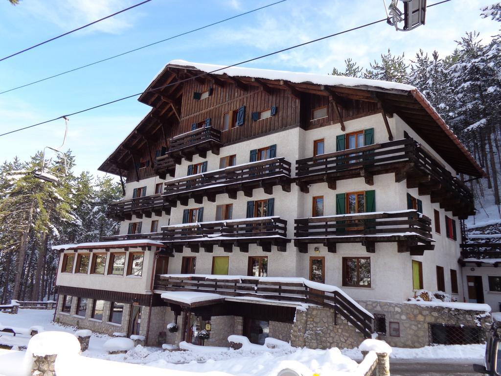 Hotel Garni Mille Pini สกันโน ภายนอก รูปภาพ